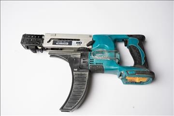 Skruvautomat bandad skruv LXT - Makita DFR550 UTAN BATERI