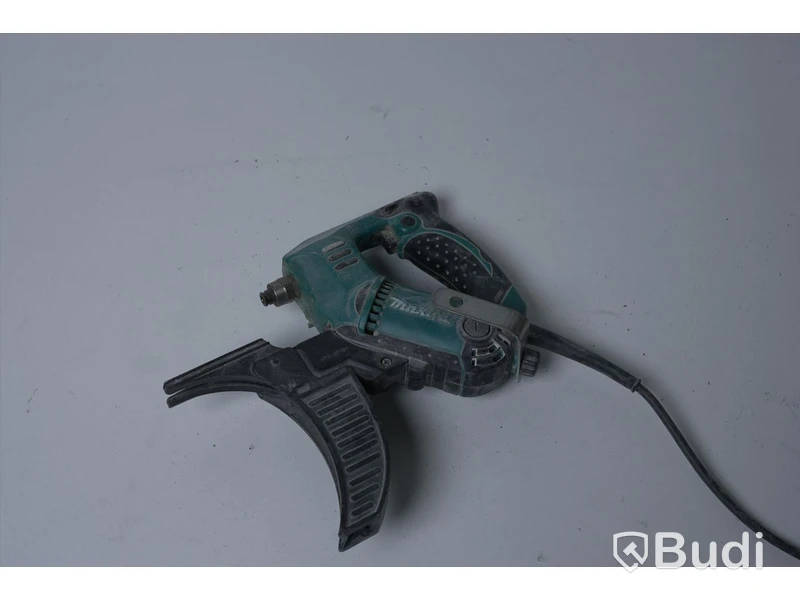 Skruvautomat - Makita 6842, EJ komplett