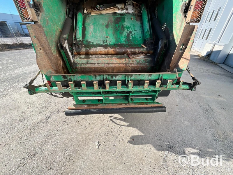 Sopbil Baklastare Volvo FE 300 6x2-2013 | Automat | NTM - EXPORT