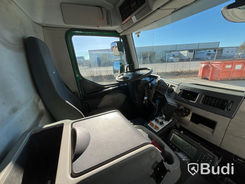 Sopbil Baklastare Volvo FE 300 6x2-2013 | Automat | NTM - EXPORT