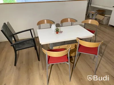 Arbetsbänk, verktyg, skrivbord m.m. Stort parti!