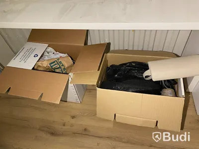 Arbetsbänk, verktyg, skrivbord m.m. Stort parti!