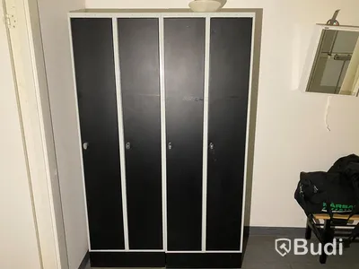Arbetsbänk, verktyg, skrivbord m.m. Stort parti!
