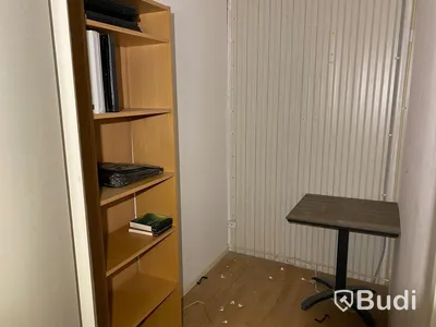 Arbetsbänk, verktyg, skrivbord m.m. Stort parti!
