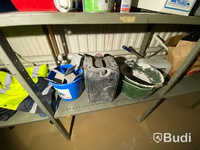 Arbetsbänk, verktyg, skrivbord m.m. Stort parti!