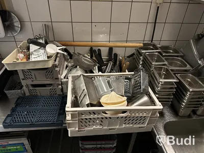Stort parti med kantiner
