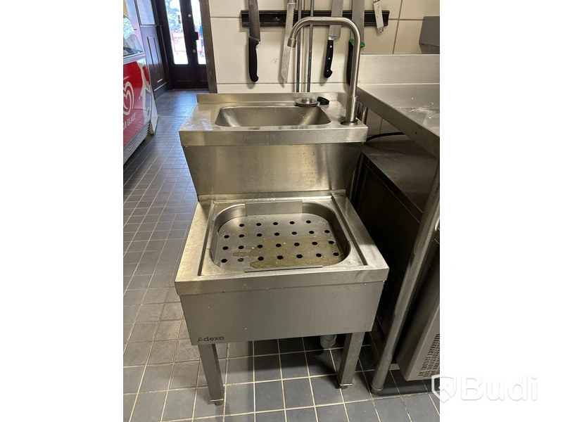Rostfritt tvättställ, Adexa