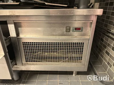 Rostfri grillbänk med 4 st. utdragbara lådor