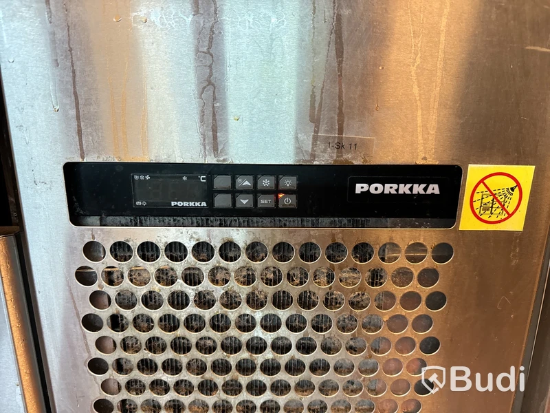 Rostfri kylbänk med 4 st. utdragbara lådor