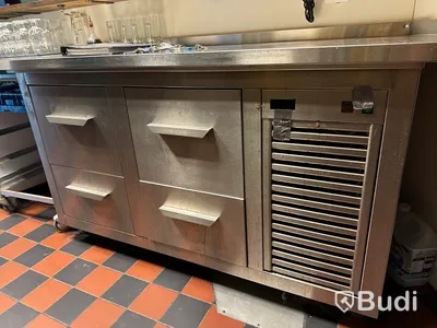 Rostfri diskbänk med Kylbänk och brickställ