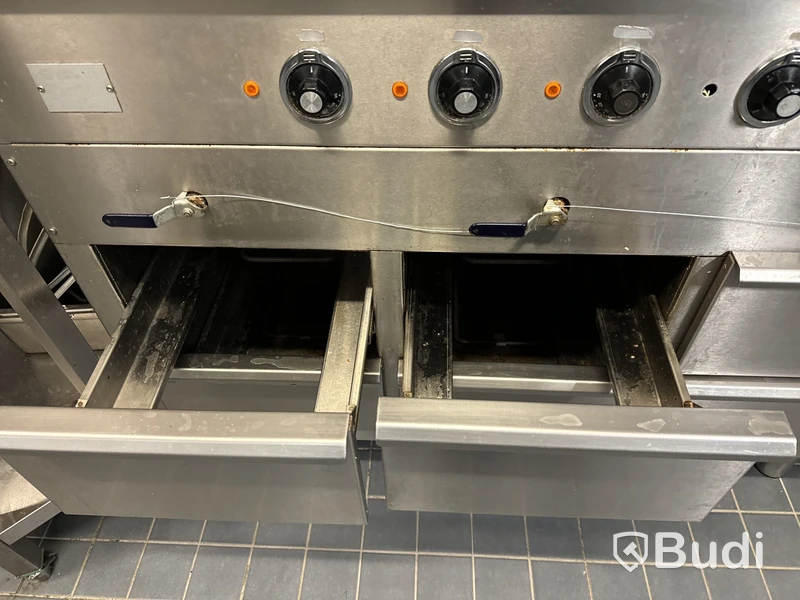 Vattenbad med värmeskåp