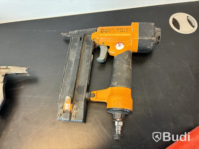 3 st spikpistoler
