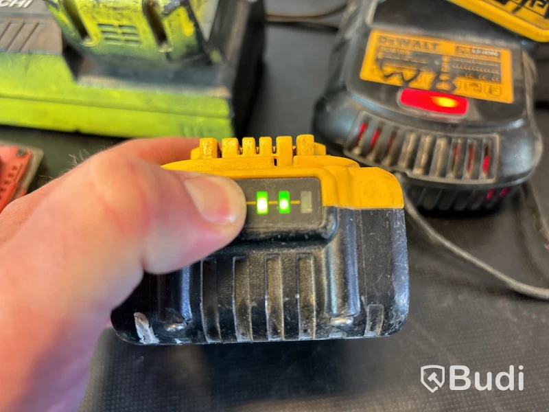 Batterier och laddare