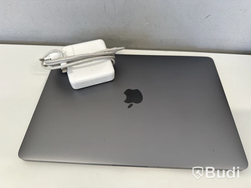 MacBook Pro 2019 Silver.