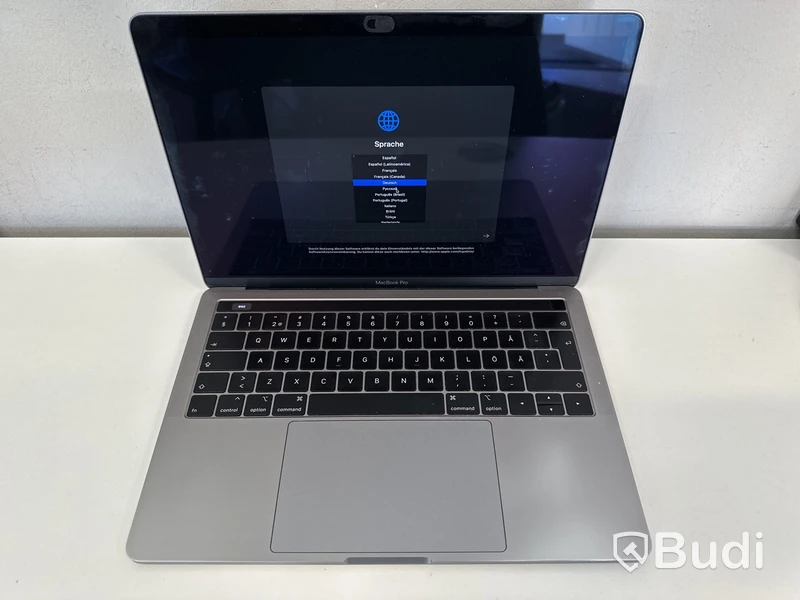 MacBook Pro 2019 Silver.