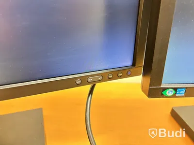 Monitorer 3st Samsung 23 & 24-tum.