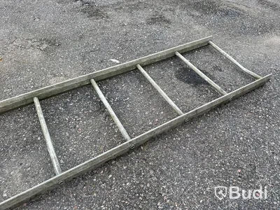 Stege 310 cm lång.