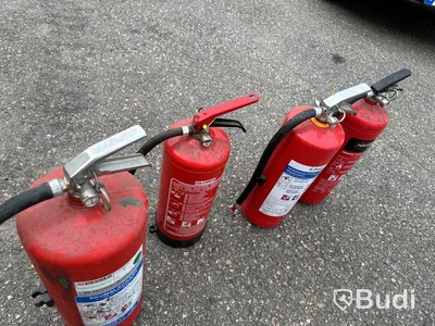 4 st brandsläckare.