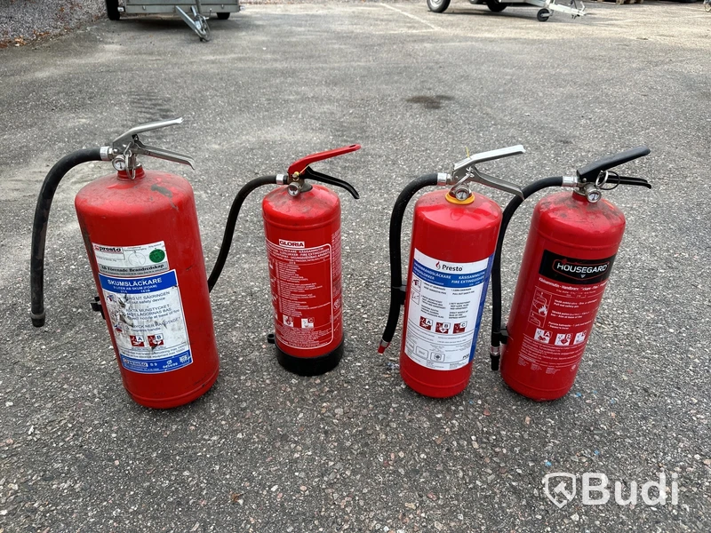 4 st brandsläckare.