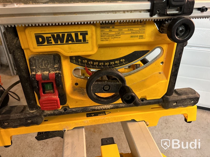 Bordssåg DeWalt DWE7485
