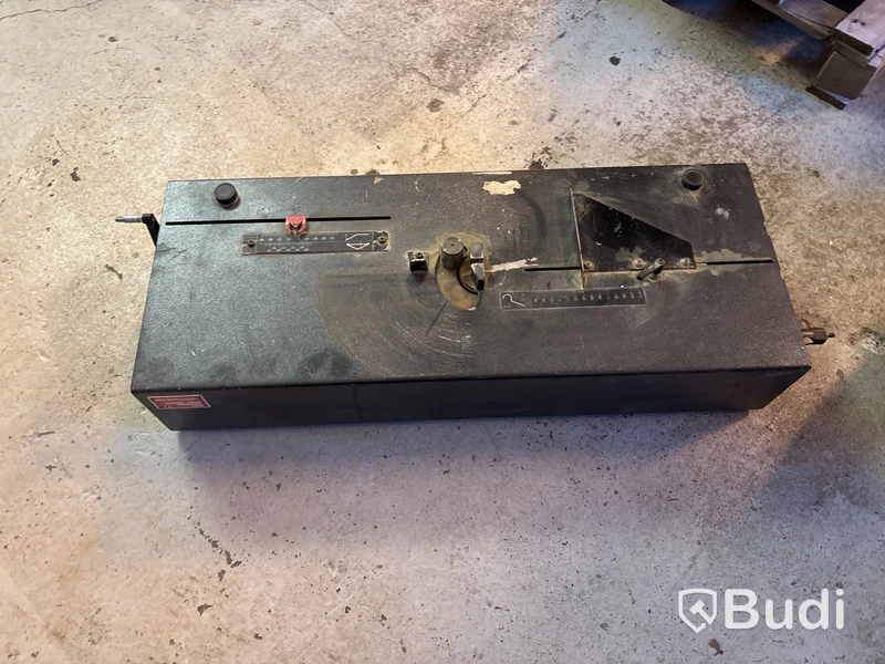 Rännkrokbockmaskin Belano 4111