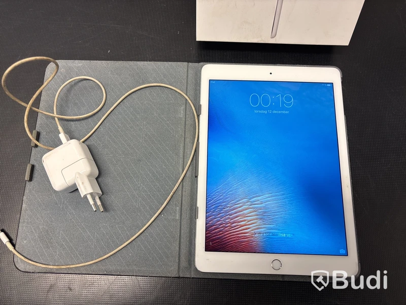 iPad Air 16GB