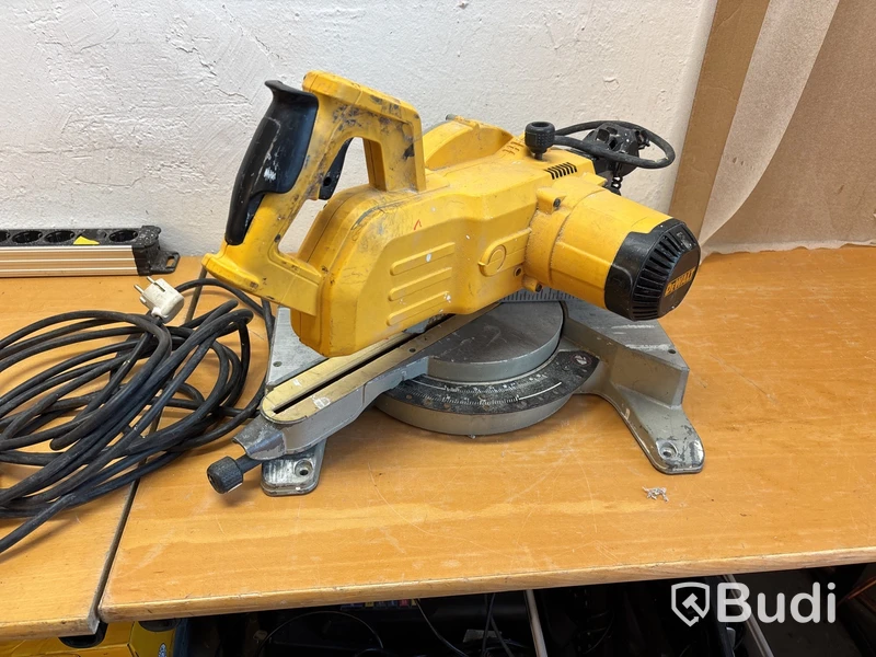 Kap- & gersåg DeWalt DW777