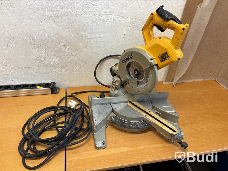 Kap- & gersåg DeWalt DW777
