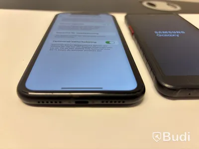 iPhone XR & Samsung telefon