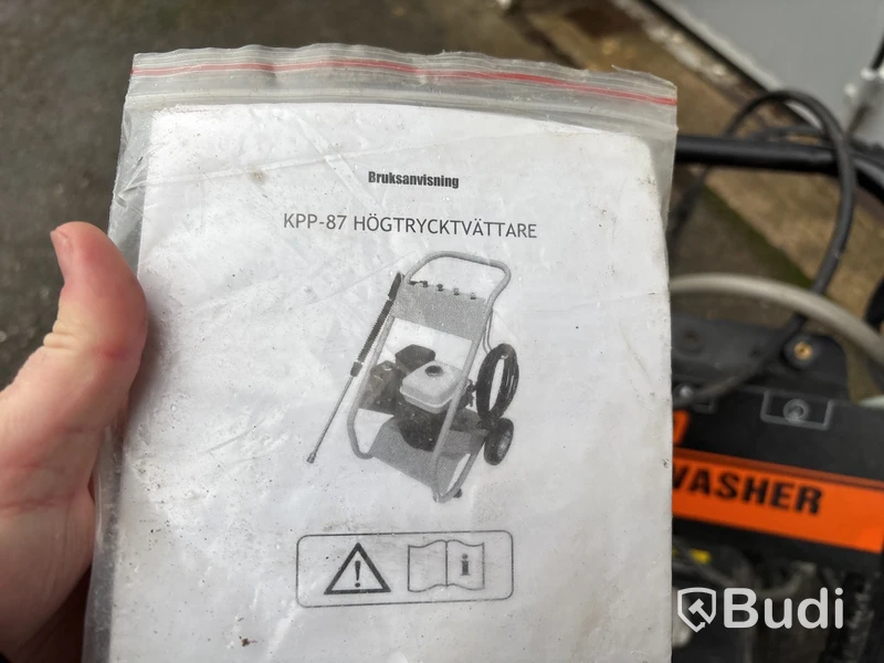 Bensindriven högtryckstvätt Duro