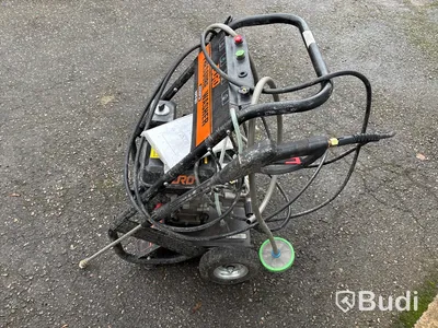 Bensindriven högtryckstvätt Duro
