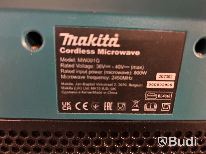 Makita mikrovågsugn
