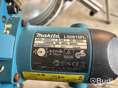 Kap-& gersåg Makita LS0815FL med stativ.