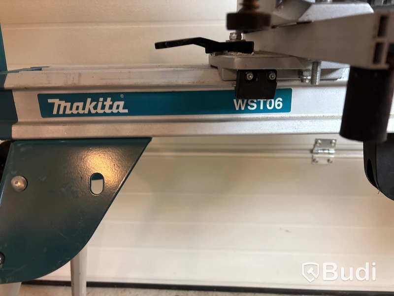 Kap-& gersåg Makita LS0815FL med stativ.