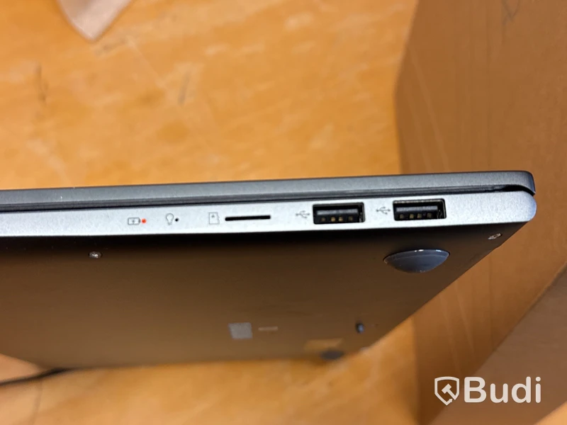 Laptop Asus VivoBook S14