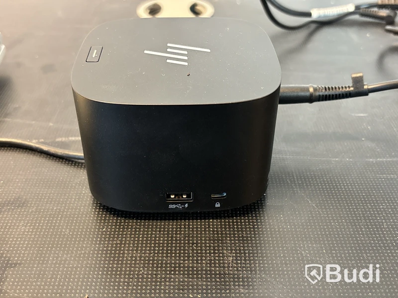 HP Probook med dockningsstation.