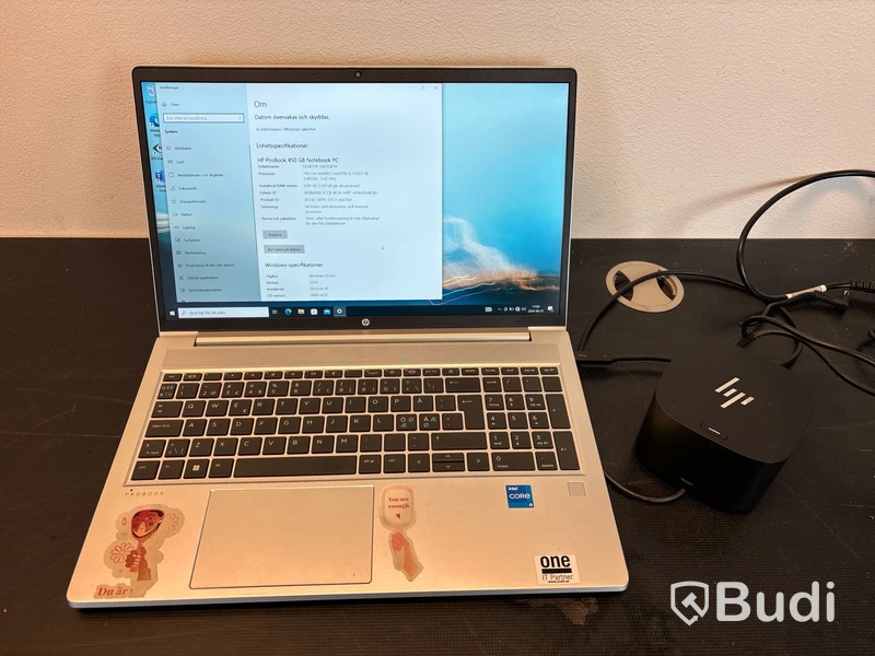 HP Probook med dockningsstation.