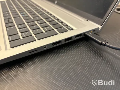 HP Probook med dockningsstation.