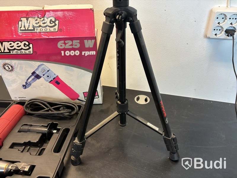 Nibbler & Bosch korslaser med stativ