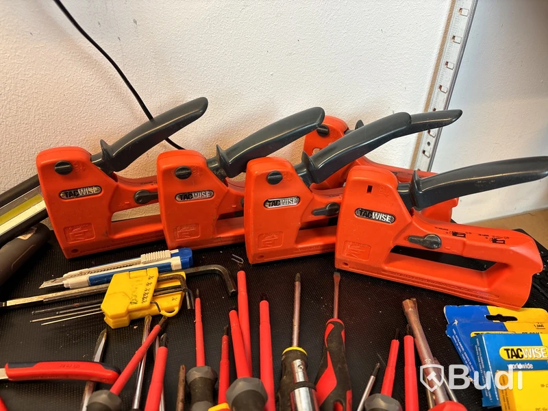 Häftpistoler, verktyg & förbrukningsmaterial