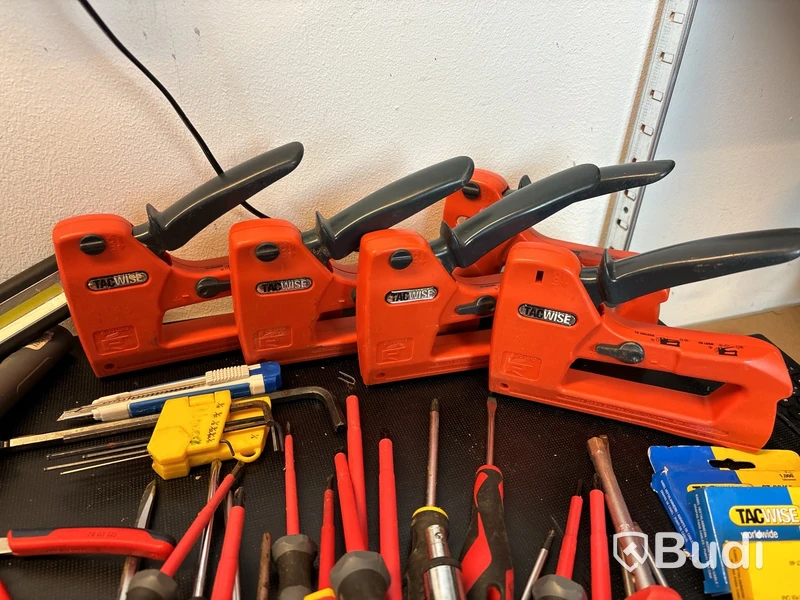 Häftpistoler, verktyg & förbrukningsmaterial