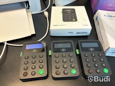 3 st iZettle, routrar skrivare m.m.