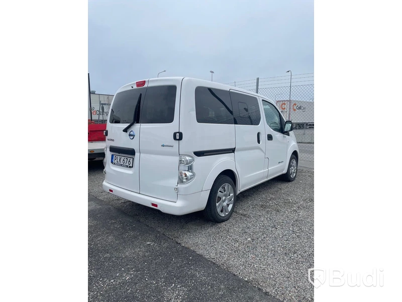 Skåpbil NISSAN E-NV200 -2017 | Reparationsobjekt