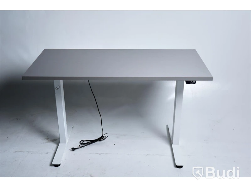 Skrivbord – Höj- och sänkbart, 120x60 cm.