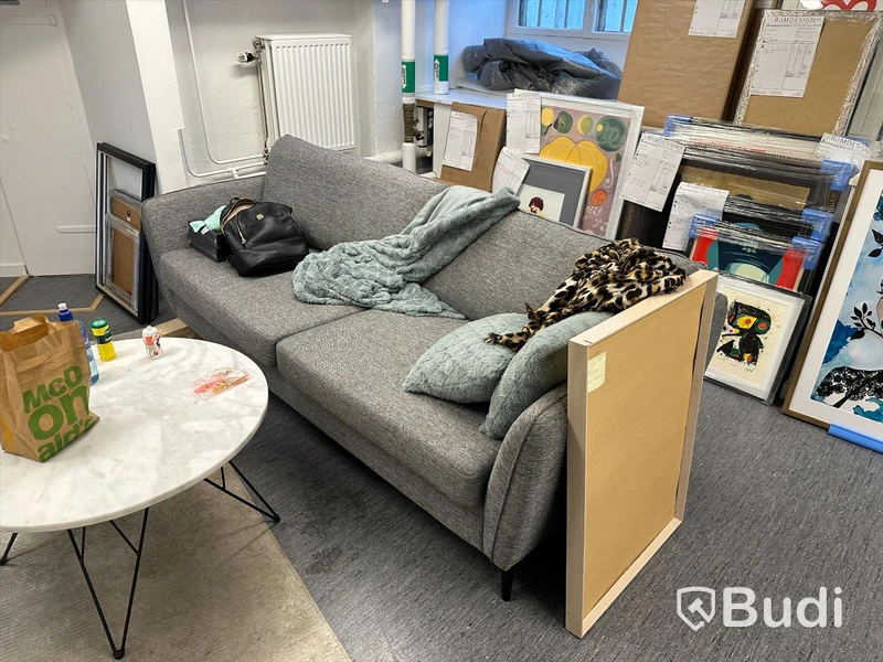 Soffa 2-sits, trasigt ben