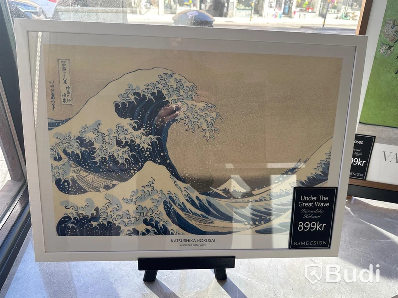 Tavla inramad Under the Great Wave Kokusai. Ord. pris 899 kr, Mått 67x48 cm