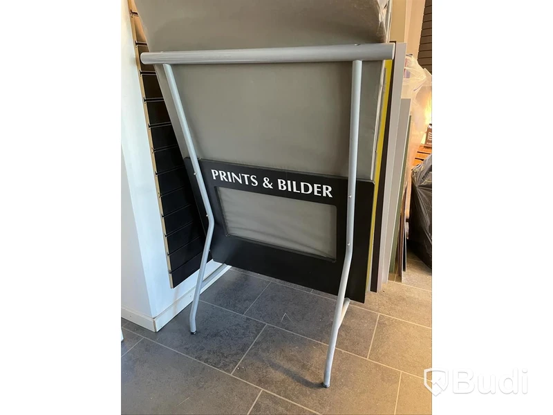 Förvaringsmöbel i metall för större utskrifter