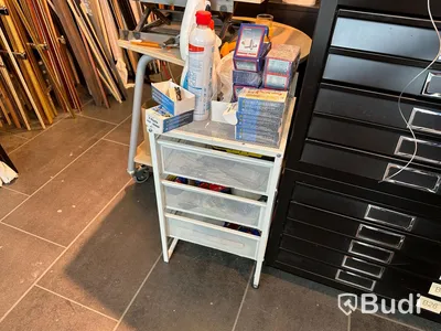 Liten förvaringsmöbel