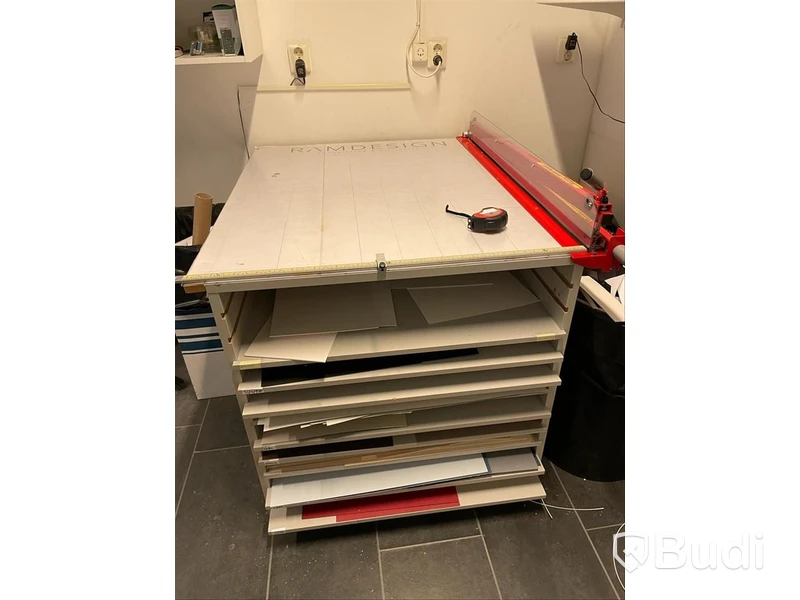 Förvaringsmöbel samt pappersgiljotin, Bench End Guillotine 3590