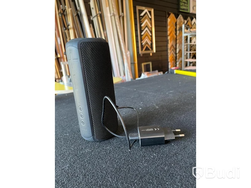 Liten blåtandshögtalare, batteridriven